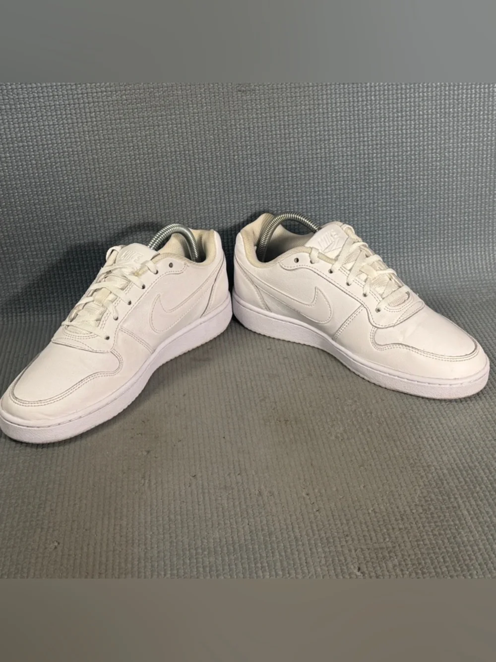 Nike ebernon low
